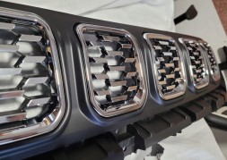 Jeep OE 0735772860 686 JEEP COMPASS LIFT 21 - ЗНЯТТЯ РЕШІТКИ ХРОМ
