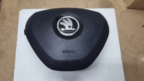 Skoda OE PODUSZKA AIR BAG KIEROWCY SUPERB III 3V0 AIR BAG Подушка безпеки AIR BAG Skoda Superb III 3V 3V0880201H НОВА !