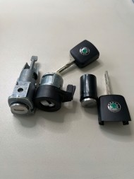 Skoda OE Вкладиш ЗАМОК ЗАПАЛІВАННЯ SKODA 6Y0837167B