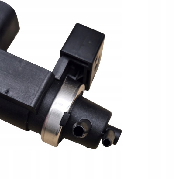 Audi OE ZAWÓR PODCIŚNIENIA AUDI A4 B6 1.9 TDI 01-05 MOTO99 КЛАПАН ВАКУУМНИЙ AUDI A4 B6 1.9 TDI 130KM 2001-2005 8E0906628A