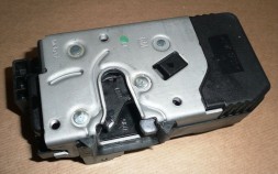 Renault OE 40817093 8200282295 ЗАМОК TRAFIC VIVARO 2.0 DCI 2001-2014 ЗАДНІ ДВЕРІ 8200282295 ВИСОКИЙ