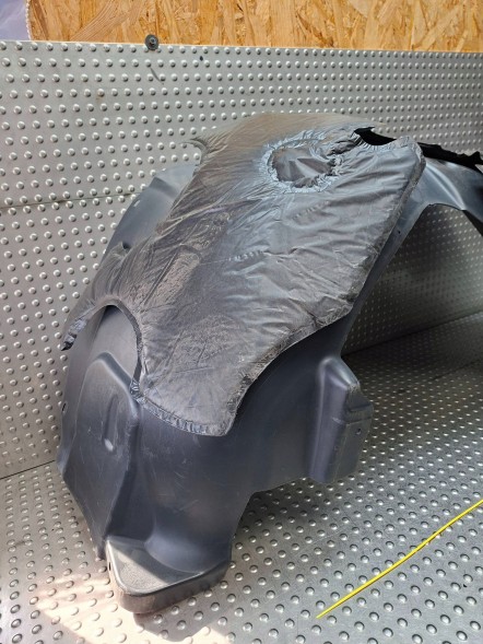 Jeep OE S27730362 НАКЛАДКА КРИЛА ПЕРЕДНЯ ПРАВА JEEP CHEROKEE KK 01- OEM 55157144AD