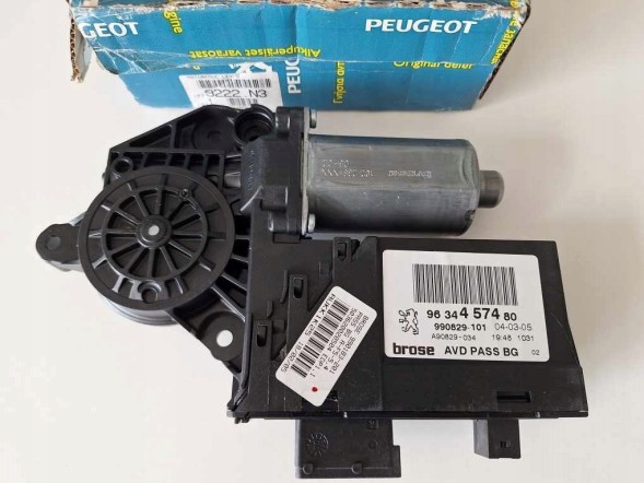 Peugeot OE ДВИГУН ПІДЙОМУ СКЛА PEUGEOT 307 OE 9222N3