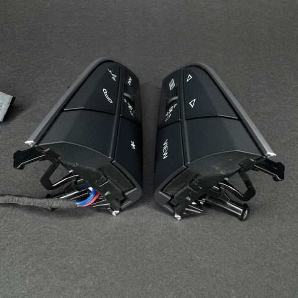 Audi OE 4M8.951.523 , 4M8951523 Audi Q7 SQ7 Q8 SQ8 Q3 SQ3 Кнопки мультифункції керма