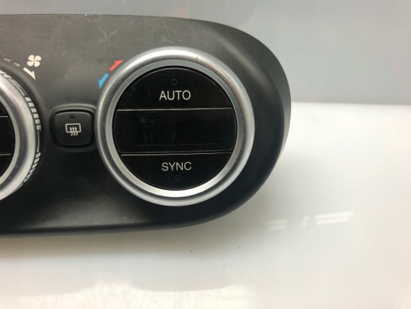 Fiat OE ПАНЕЛЬ КОНДИЦІОНАЦІЇ FCA 07356281020