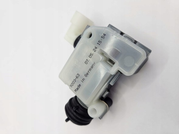 1033010-00-C_Click_Parts TESLA MODEL S X 3 ПРИВІД ВІДКРИТТЯ КАПОТУ 1033010-00-C