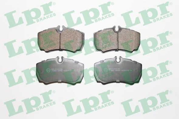 05P830 LPR Комплект гальмівних колодок з 4 шт дисків