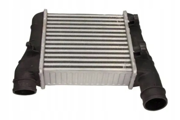 Maxgear AC696200 Охолоджувач повітря інтеркулер ac696200 maxgear