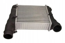 Maxgear AC696200 Охолоджувач повітря інтеркулер ac696200 maxgear