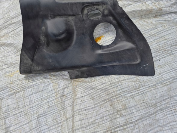 Volkswagen OE 1J0809105 ORG Внутрішня частина крила VW GOLF IV BORA, металева накладка арки колеса, фартух 1J0809105