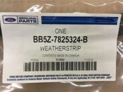 Ford OE BB5Z-7825324-B Ущільнювач дверей Ford Explorer 2011-2019 PT