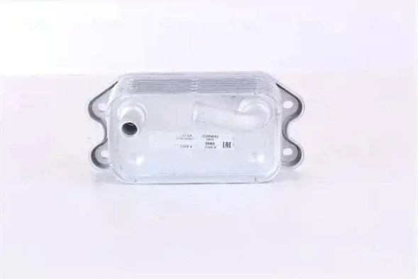 Nissens 90714 Радіатор масляний двигуна 90714 nissens ford