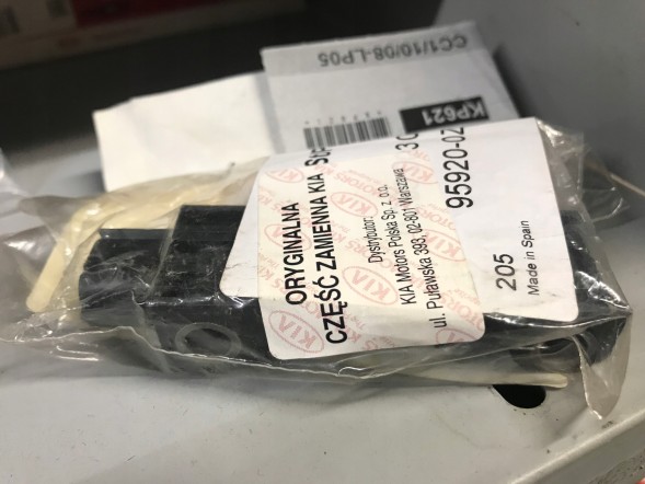 Hyundai OE KIA HYUNDAI IMPACT SENSOR ОРГ. 95920-0Z100
