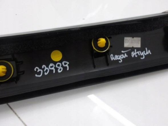 Kia OE 86261-K0000 KIA SOUL III ПЛАНКА СКЛА ПРАВА ПЕРЕДНЯ