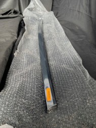 Tesla Model S 70 Задня права накладка кузова 1038396-80-A Задня права накладка