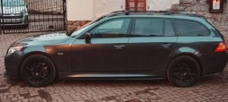 Китай 53582045 Накладки на бічні пороги BMW E60 E61, чорний глянець