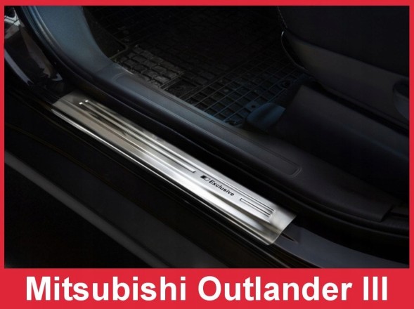 Avisa 2/12009 Накладки на пороги Mitsubishi Outlander III - тиснення