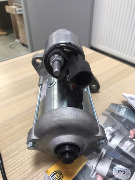 Hella 8EA 011 611-641 Стартер 8ea011 611-641 hella