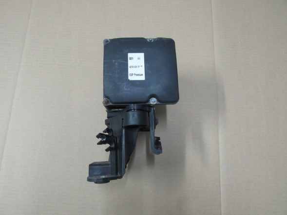Mercedes-Benz OE A2184313412 2184313412 НАСОС АБС MERCEDES CLS W218