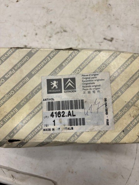 Peugeot OE 4162.AL AUTOFRANCE2 НОВИЙ ОРИГ КУБ ГНІЗДО СТАЦІЇ DUCATO BOXER JUMPER 02-06 4162.AL