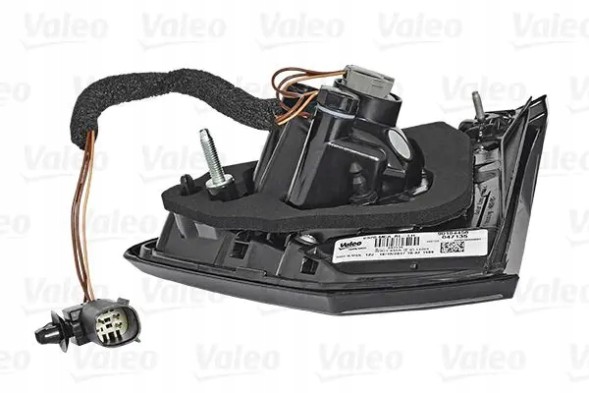 Valeo 047135 Задня лампа 047135 valeo форд куга ii