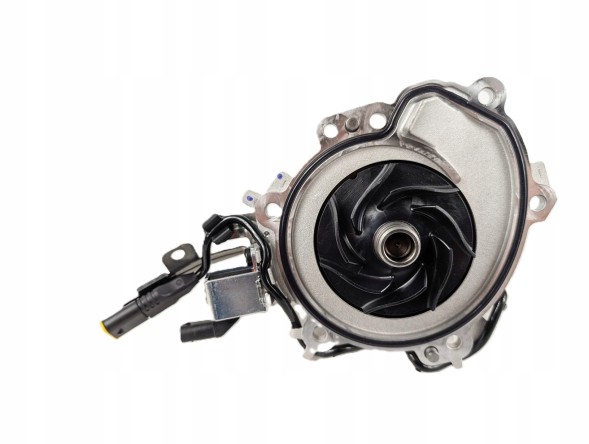 Land Rover OE 122123457GEN Водяний насос 2.0 дизель Jaguar Land Rover Range Rover 122123457