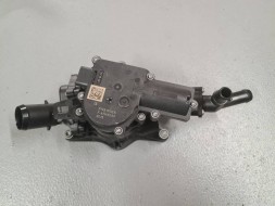 Mazda OE MRKA Mazda CX-7 TERMOSTAT OBUDOWA TERMOSTATU F61546903 Mazda CX-7 ТЕРМОСТАТ КОРПУС ТЕРМОСТАТА F61546903