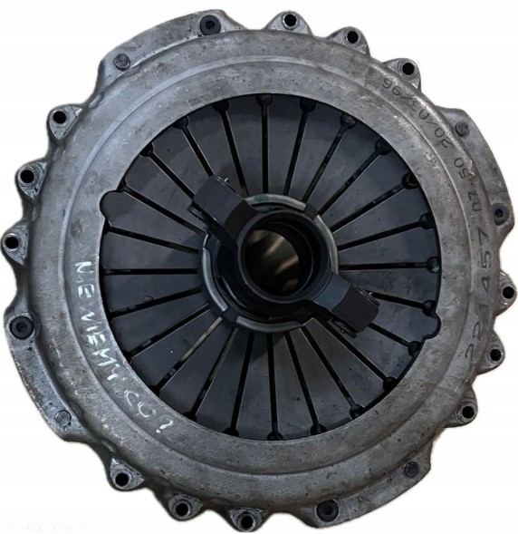 Volkswagen OE Комплект зчеплення (зчеплення, диск, корзина) Scania IV 96-08р 643300209