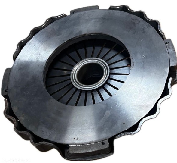Volkswagen OE Комплект зчеплення (зчеплення, диск, корзина) Scania IV 96-08р 643300209