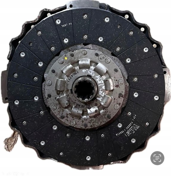Volkswagen OE Комплект зчеплення (зчеплення, диск, корзина) Scania IV 96-08р 643300209
