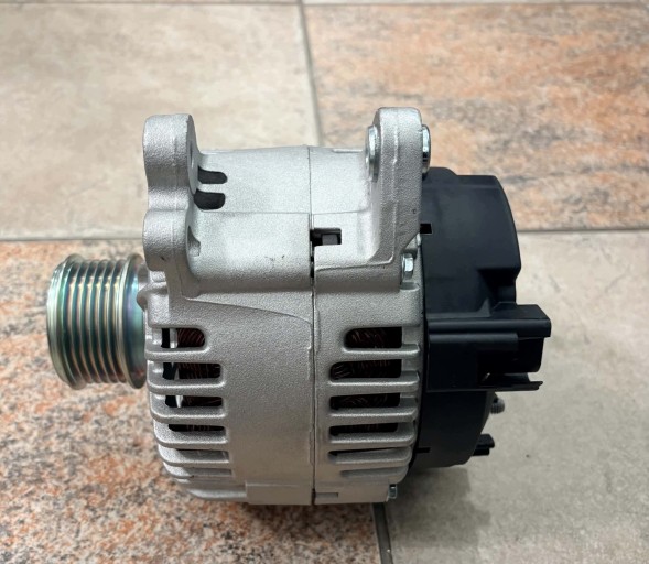 4u Autoparts 100693 ГЕНЕРАТОР OPEL INSIGNIA A SAAB 9-5 2.0 12V 120A