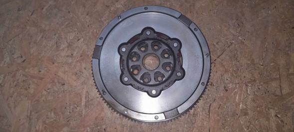 Шеффлер ЛуК 415 0415 10 Schaeffler luk 415 0415 10 маховик