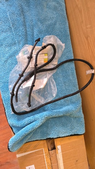 Porsche OE 057130218P 057130090AC od-JP Планка інжекторна провід для переливу палива 057130218p cayenne 7p 4.2