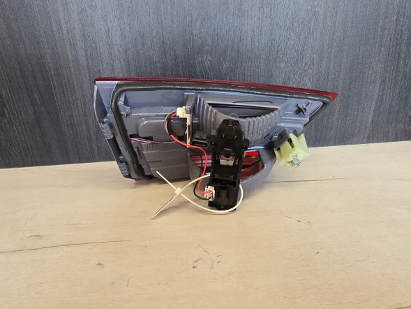 BMW OE LAMPA PRAWA TYŁ TYLNA HIGH LED BMW X3 F25 7217314 NOWA ORGINAŁ QUALI25.05.25 ЛАМПА ПРАВА ЗАДНЯ HIGH LED BMW X3 F25 7217314 НОВИЙ ОРГІНАЛ