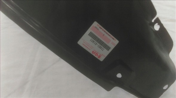 Suzuki OE 72481-81A01 SUZUKI JIMNY 2012 - ПІДЙОМНИК ПЕРЕДНЬОЇ КОЛІСНОЇ АРКИ ПРАВИЙ