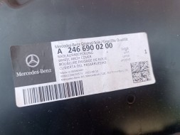Mercedes-Benz OE w176 pr .x Mercedes A-клас W176 CLA W117 B-клас W246 12-18 переднє праве крило