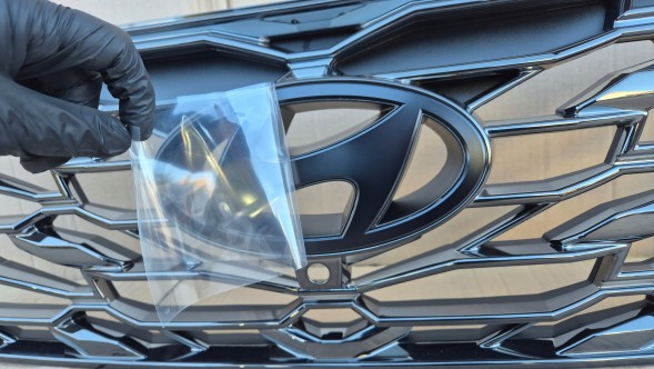 Hyundai OE GRILL ATRAPA CHŁODNICY HYUNDAI TUCSON IV LIFT 24- N-LINE POD KAMERĘ Атрапа решітки радіатора GRILL+STELAŻ Hyundai Tucson IV LIFT 24- N-LINE Під Камеру
