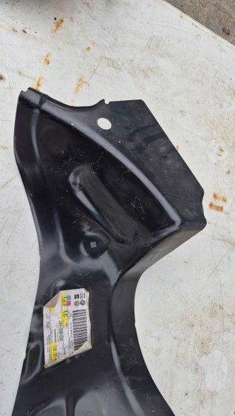 Volkswagen OE 1K0805147 ORG VW GOLF 6 V ВНУТРІШНЯ ЧАСТИНА КОЛІСНОЇ АРКИ, ЛИСТОВЕ ПОКРИТТЯ 1K0805147