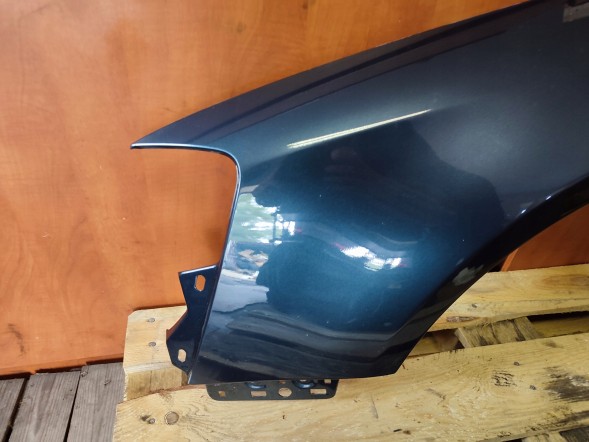 Polcar 4213123 КРИЛО ПЕРЕДНЕ ЛІВЕ VOLKSWAGEN PASSAT B6 LC5F