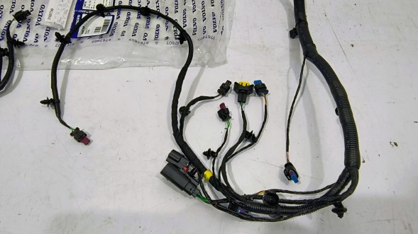 Polestar OE 31687749 MBAP13 ДЖГУТ ЕЛЕКТРОПРОВОДКИ ПЕРЕДНЬОГО БАМПЕРА POLESTAR 2
