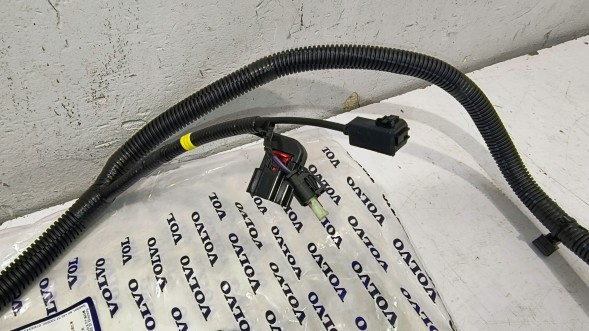 Polestar OE 31687749 MBAP13 ДЖГУТ ЕЛЕКТРОПРОВОДКИ ПЕРЕДНЬОГО БАМПЕРА POLESTAR 2
