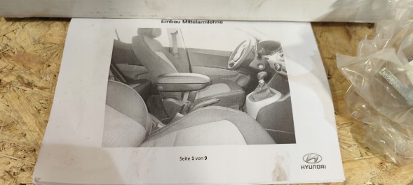 Hyundai OE HYUNDAI I10 ПІДЛОКІТНИК ПІДСТАВКА ОРИГІНАЛ 999Z02108