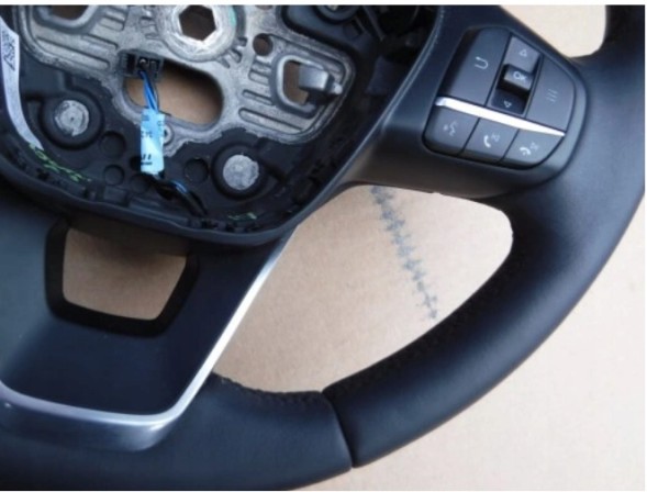 Ford OE H1B1 FORD FIESTA Mk8 VIGNALE ACC підігрів керма