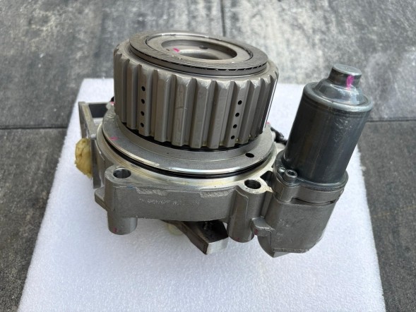 OEM Муфта повного приводу Haldex 4 покоління з насосом 0BR525554A для Golf R Audi A3 TT S3 Tiguan