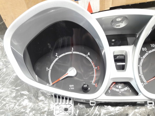 Ford OE 8U6T-10849-GL Лічильник Ford Fiesta MK7 06-10р