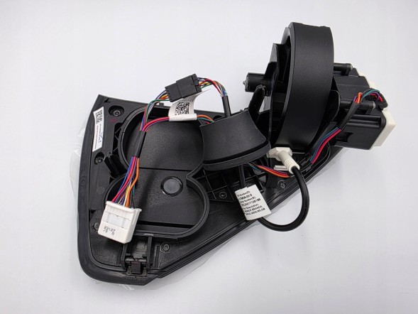 VVTTRR KLAPKA GNIAZDA ŁADOWANIA NOWA TESLA MODEL 3 1476608-00-D 1525134-00-C TESLA MODEL 3 КРИШКА ГНІЗДА ЗАРЯДКИ НОВА ОРИГІНАЛ 1525134-00-C