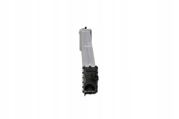 NRF 30780 30780/Nrf інтеркулер opel corsa d 1,7cdti 1,6turbo 06-