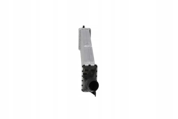 NRF 30780 30780/Nrf інтеркулер opel corsa d 1,7cdti 1,6turbo 06-