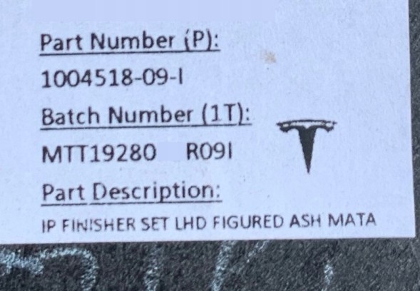 TESLA TECHNICS Декор панелі лівий для Tesla X ДЕРЕВО 1004518-09-I НОВИЙ