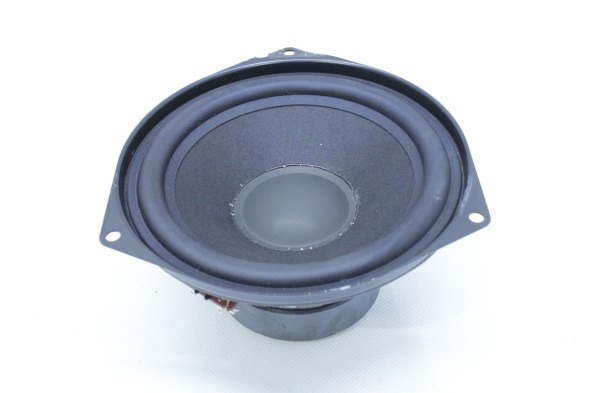 BMW OE 6904240 65136904240 САБВУФЕР HIFI PROFESSIONAL DSP ДЛЯ BMW E53 X5 6904240